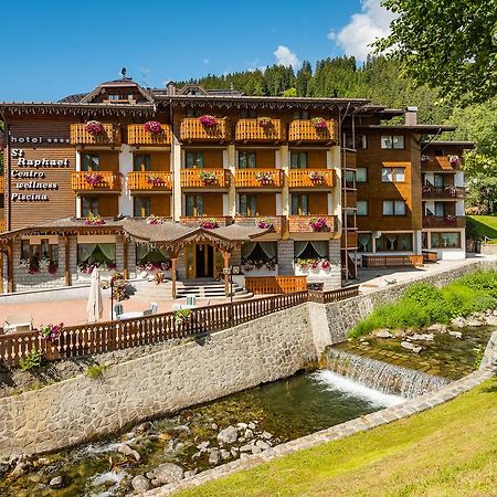 Hotel St. Raphael Madonna di Campiglio Luaran gambar