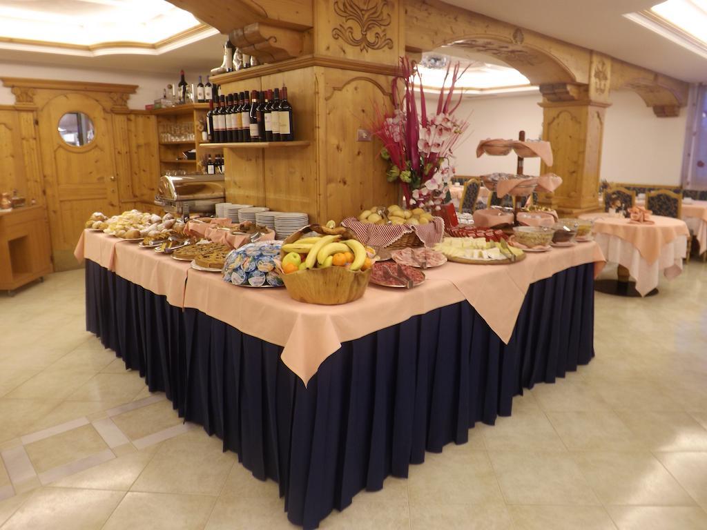 Hotel St. Raphael Madonna di Campiglio Luaran gambar