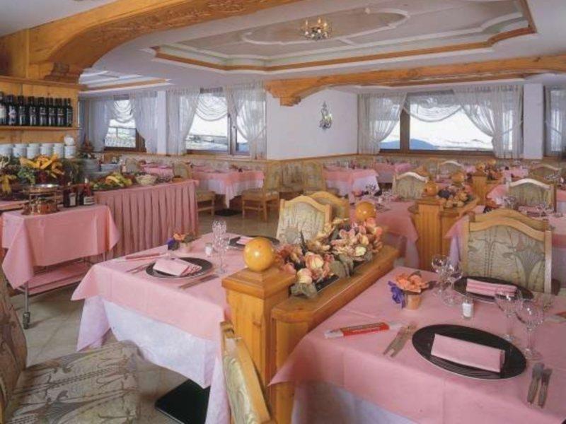 Hotel St. Raphael Madonna di Campiglio Luaran gambar