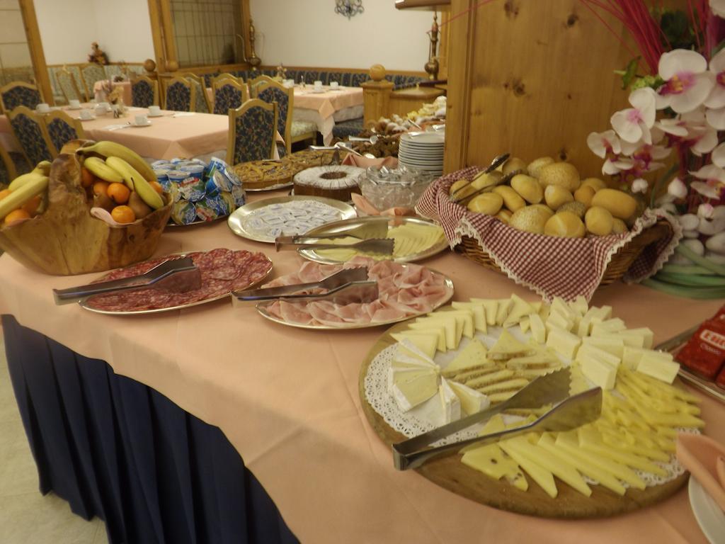 Hotel St. Raphael Madonna di Campiglio Luaran gambar