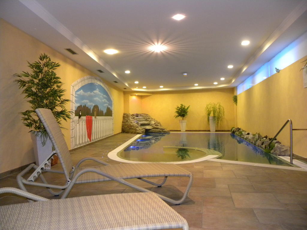 Hotel St. Raphael Madonna di Campiglio Luaran gambar