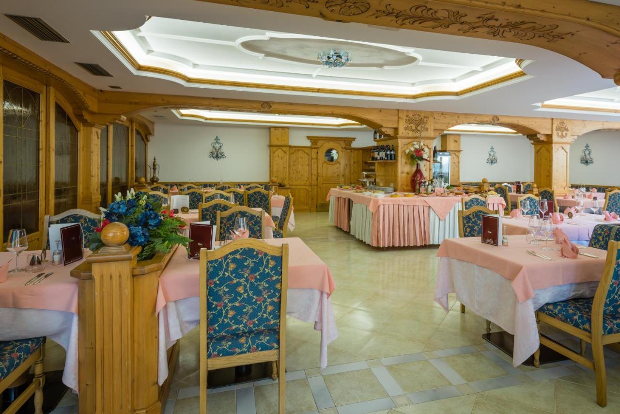 Hotel St. Raphael Madonna di Campiglio Luaran gambar