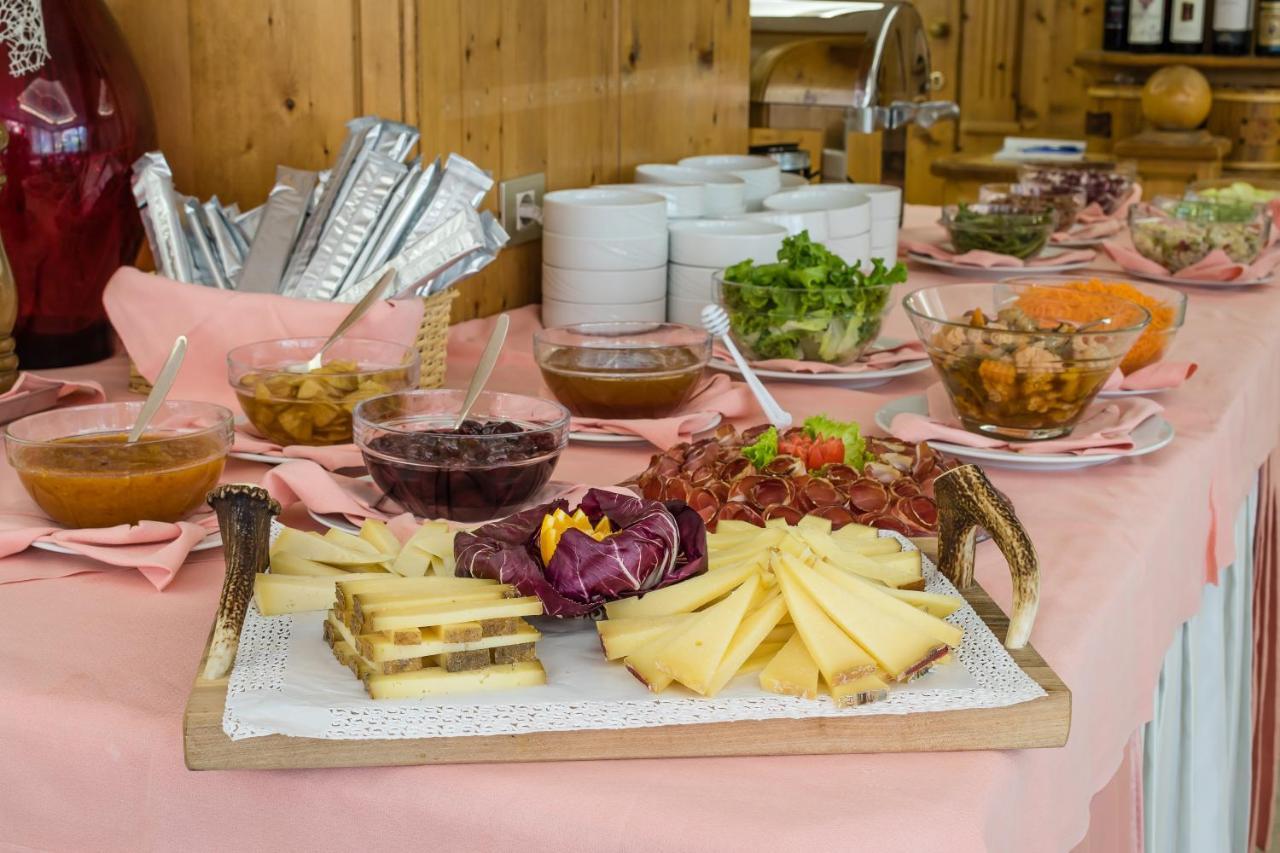 Hotel St. Raphael Madonna di Campiglio Luaran gambar