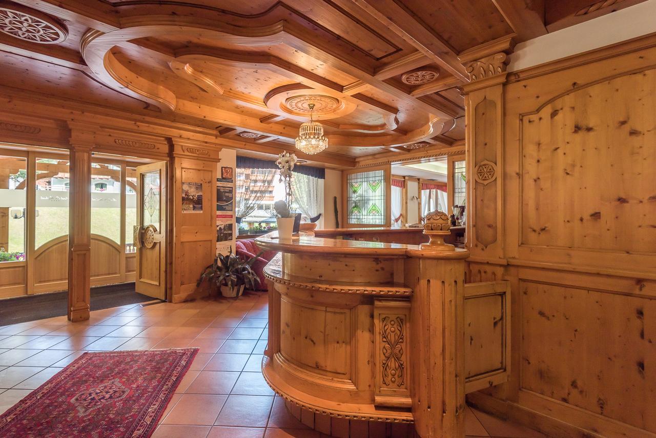 Hotel St. Raphael Madonna di Campiglio Luaran gambar