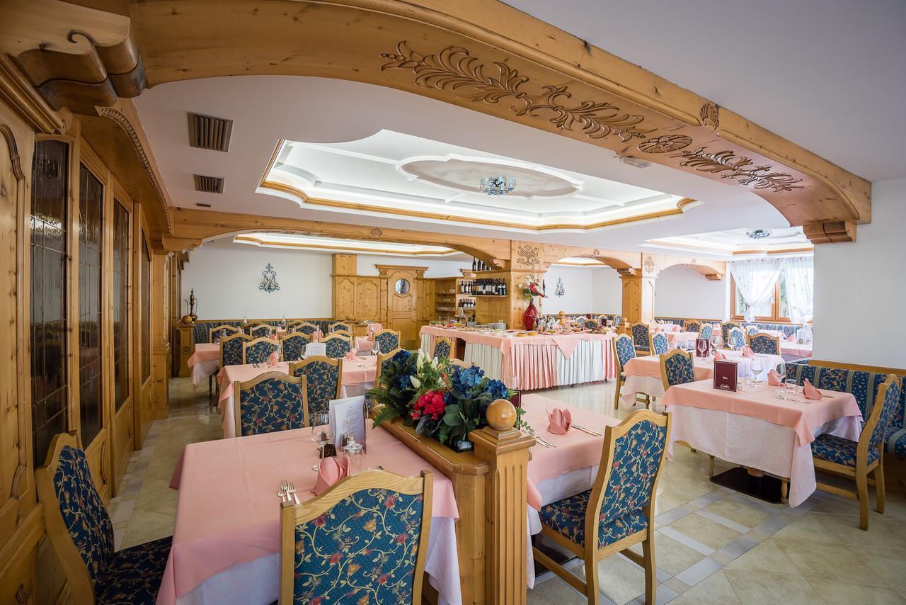 Hotel St. Raphael Madonna di Campiglio Luaran gambar