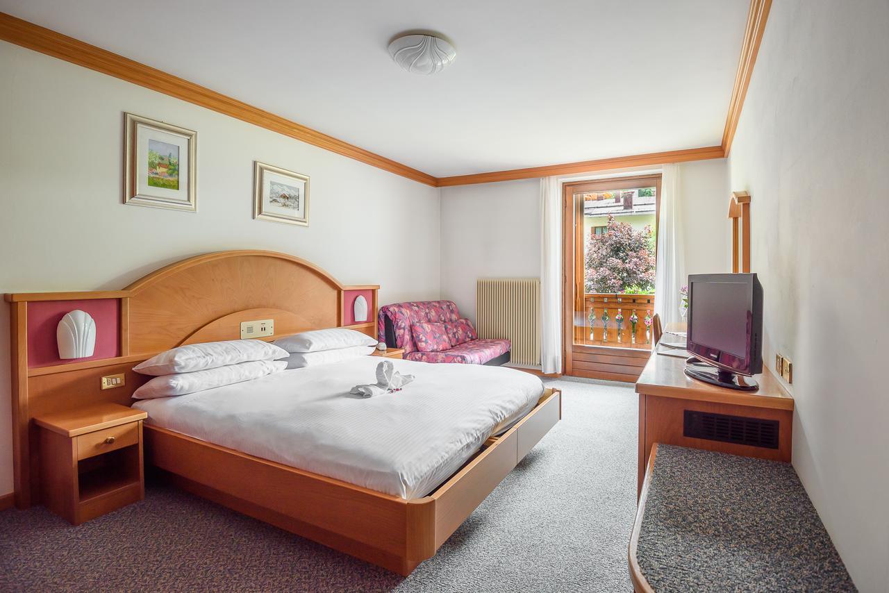 Hotel St. Raphael Madonna di Campiglio Luaran gambar